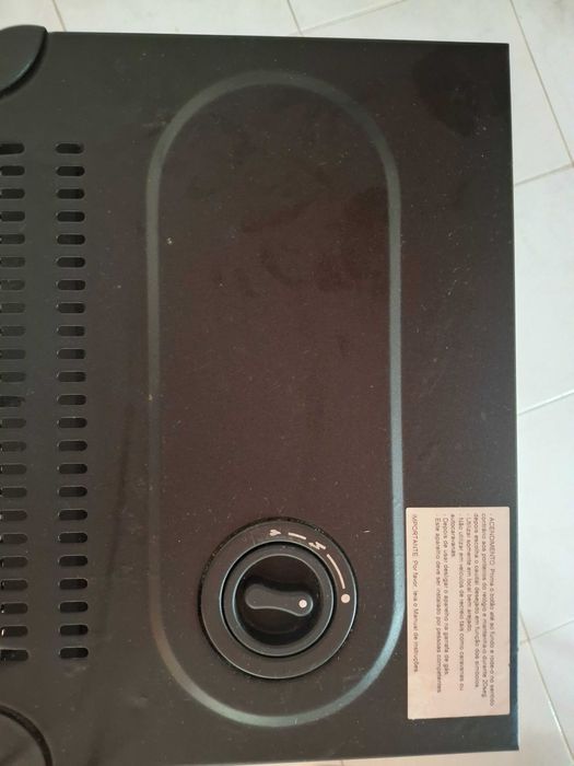 Aquecedor pequeno a gás