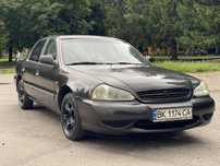 Kia Clarus 2.0 газ/бензин , хороший стан