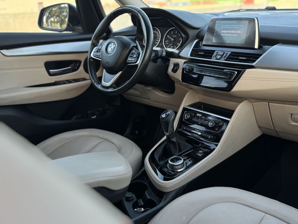 BMW 216D Luxury Line 7Lugares