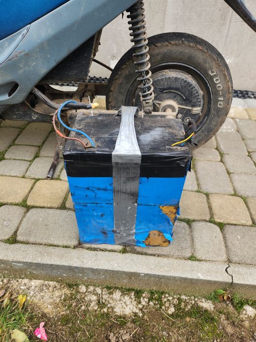 Продам електроскутер honda