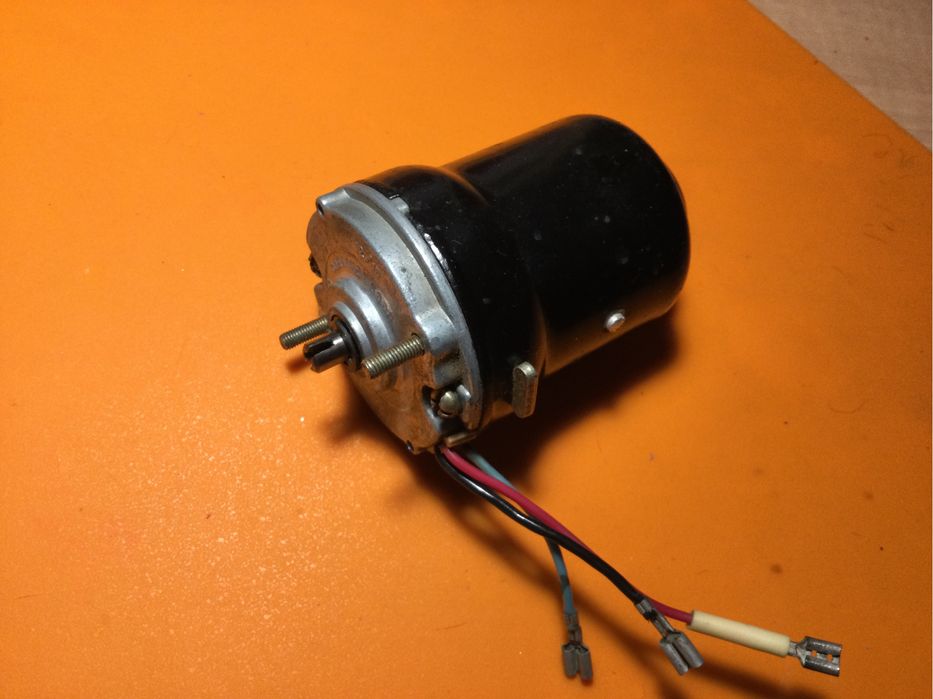 Моторчик дворников ваз СССР ( стеклоочистителей )