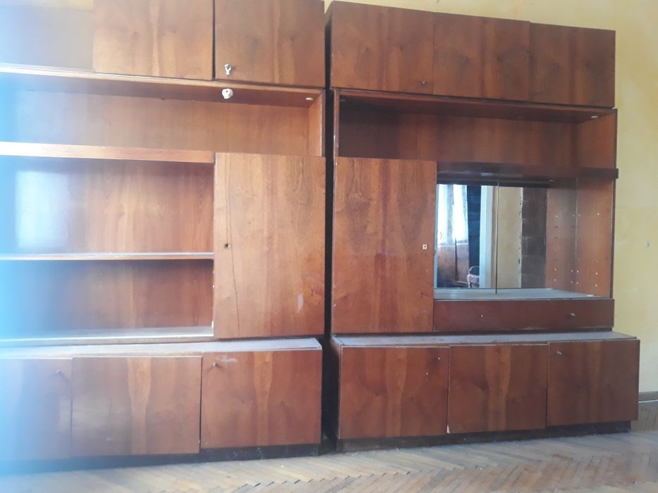 Продам меблі б/у: мягкий куток, диван, тафта, шафу,стінку