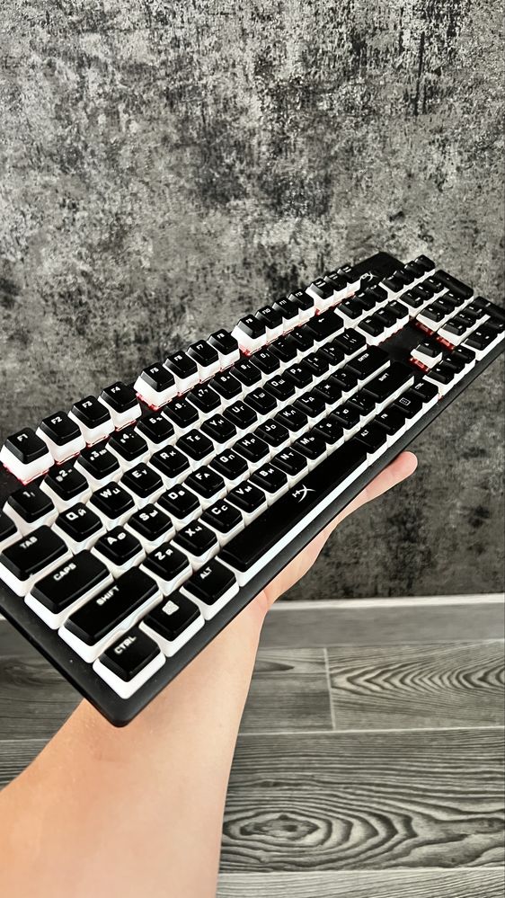 Клавиатура HyperX Alloy Origins Red