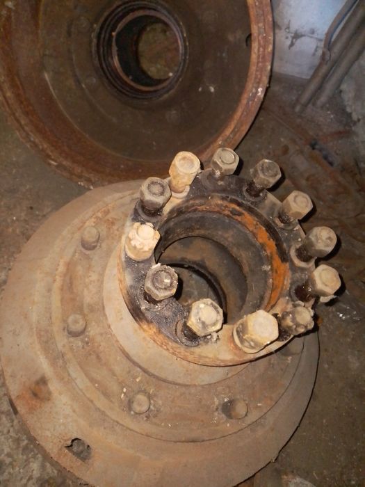 Ступица с барабаном задняя ЗИЛ 130