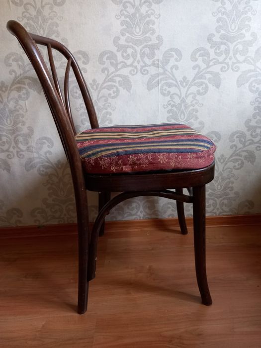 Krzesło gięte drewno vintage drewniane