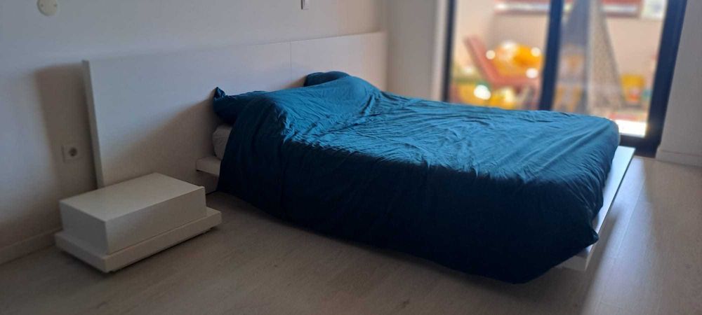 Cama e Colchão 195×150cm