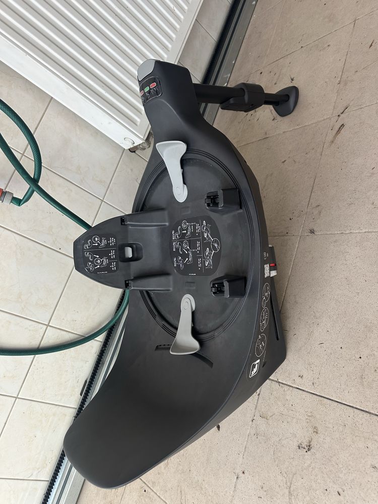 Nosidlo Cybex Cloud T i-size + baza 360