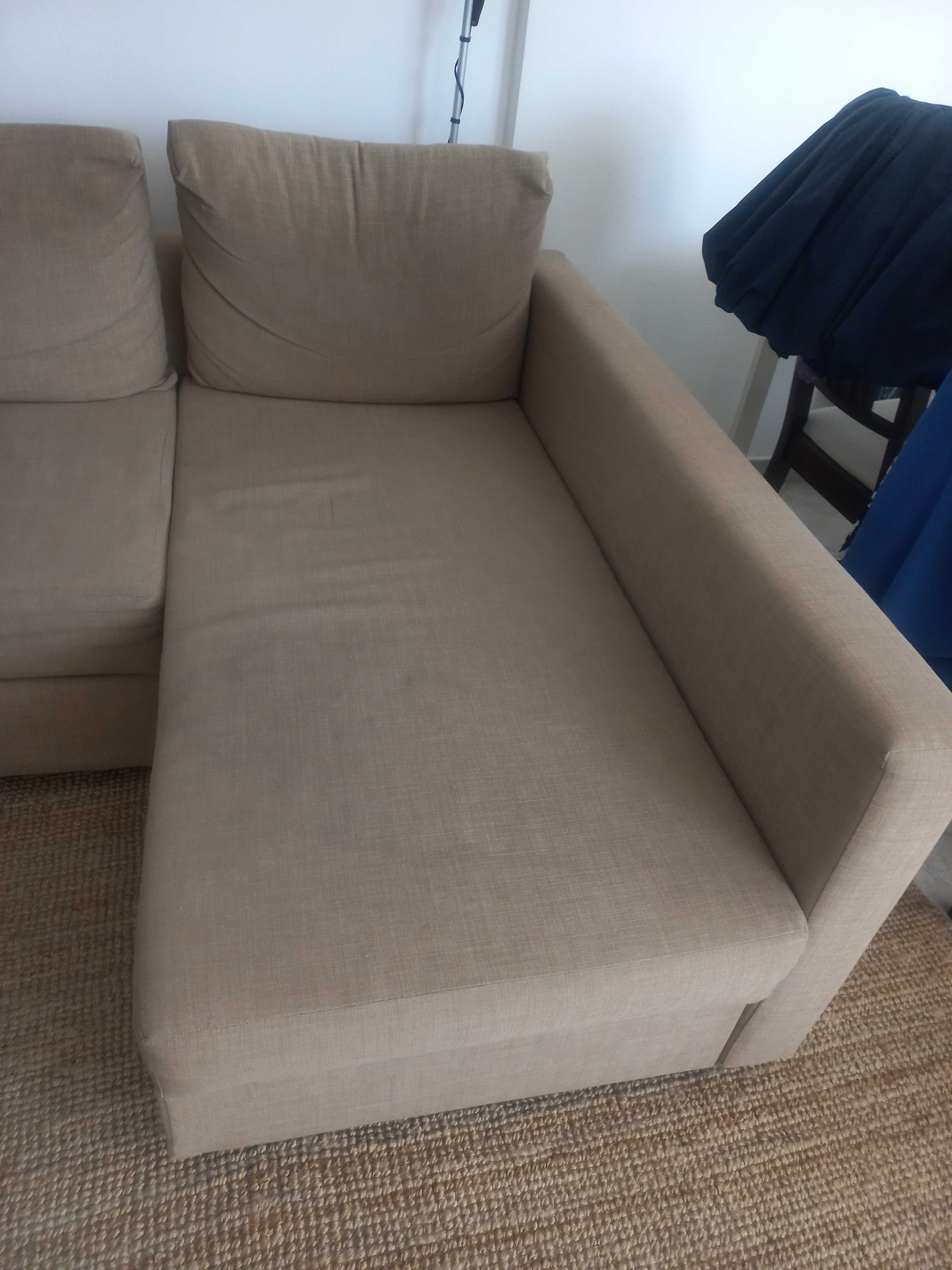 Sofá bege usado Ikea