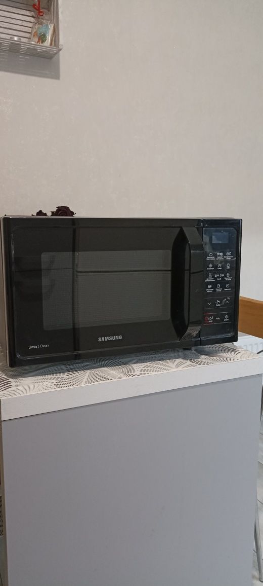 Микроволновая печь (СВЧ) Samsung