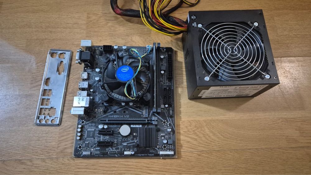 INTEL I5- 10400F