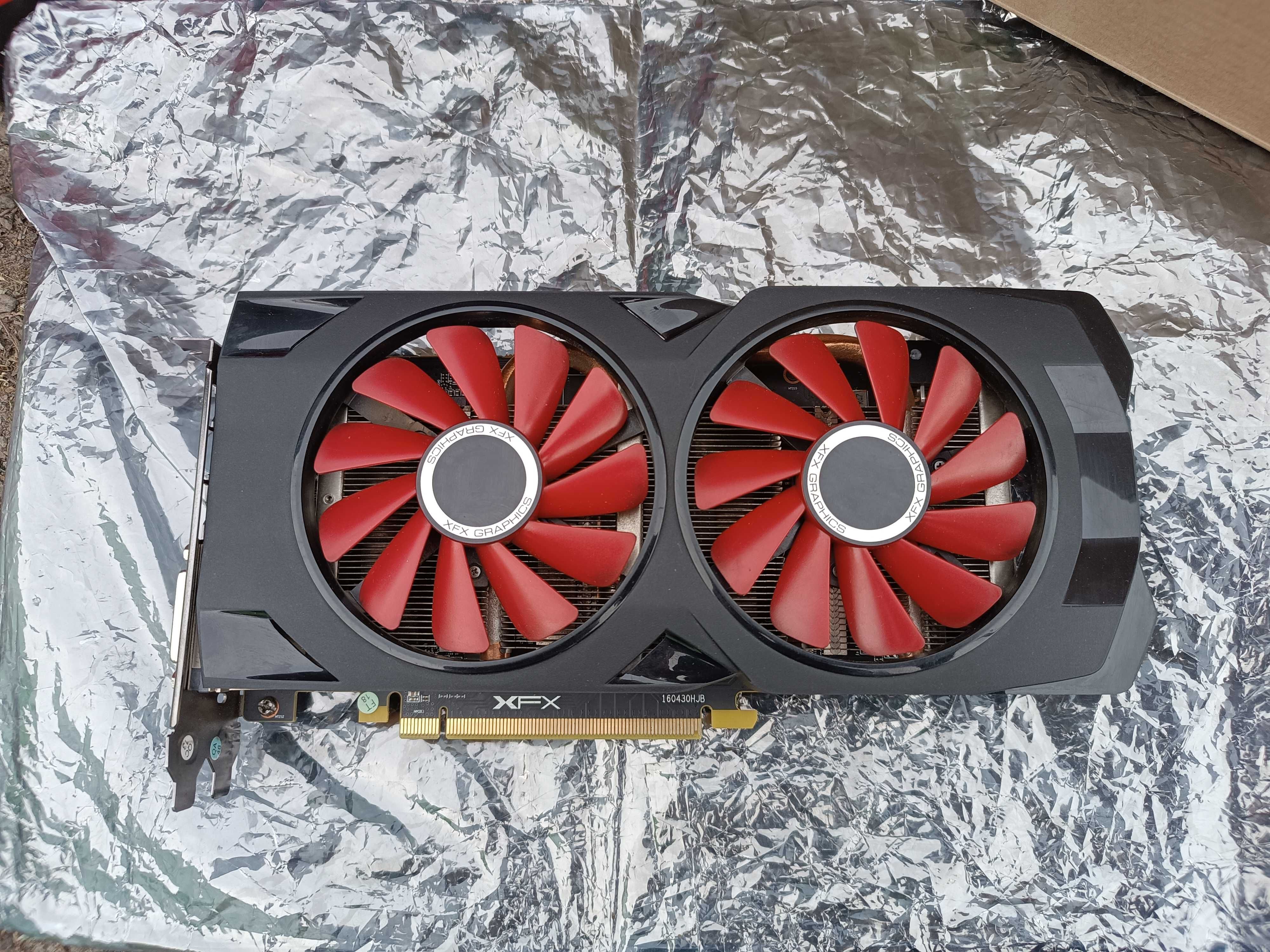 XFX Radeon RX 570 8GB GDDR5 256 bit видеокарта с пломбой весь комплек