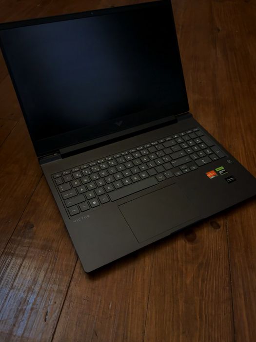 Portátil Gaming HP Victus 16 – RYZEN 7 / RTX 4060