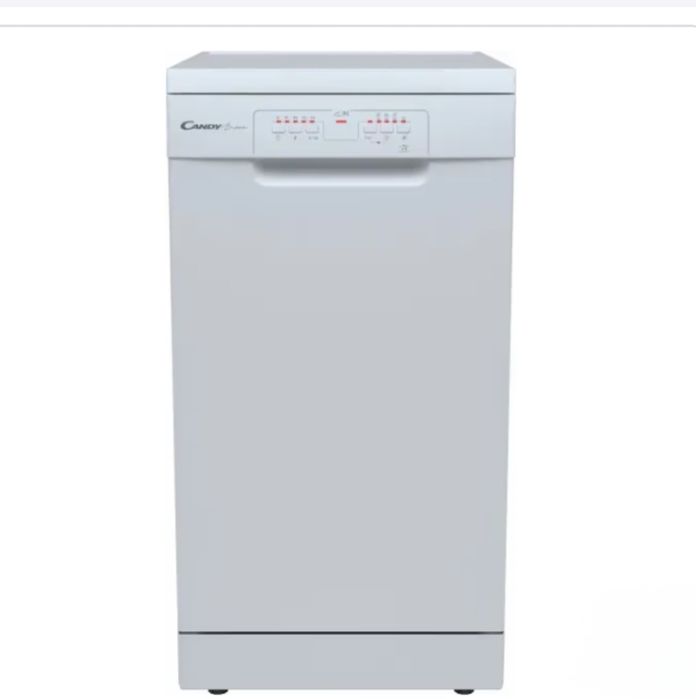 Посудомийна машина Candy працює