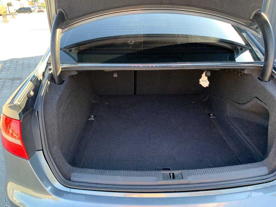 Продам audi a4 2014