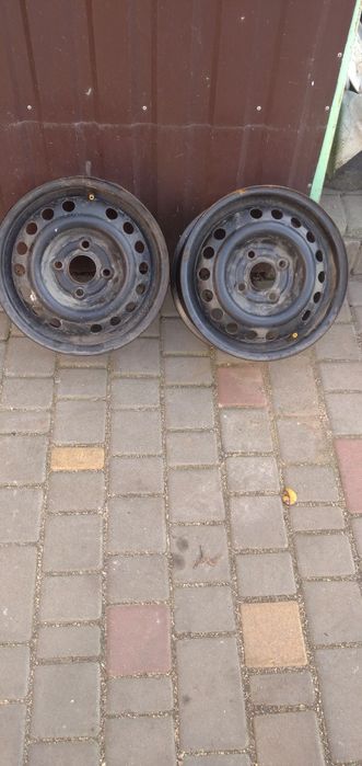 Диски автомобильные.