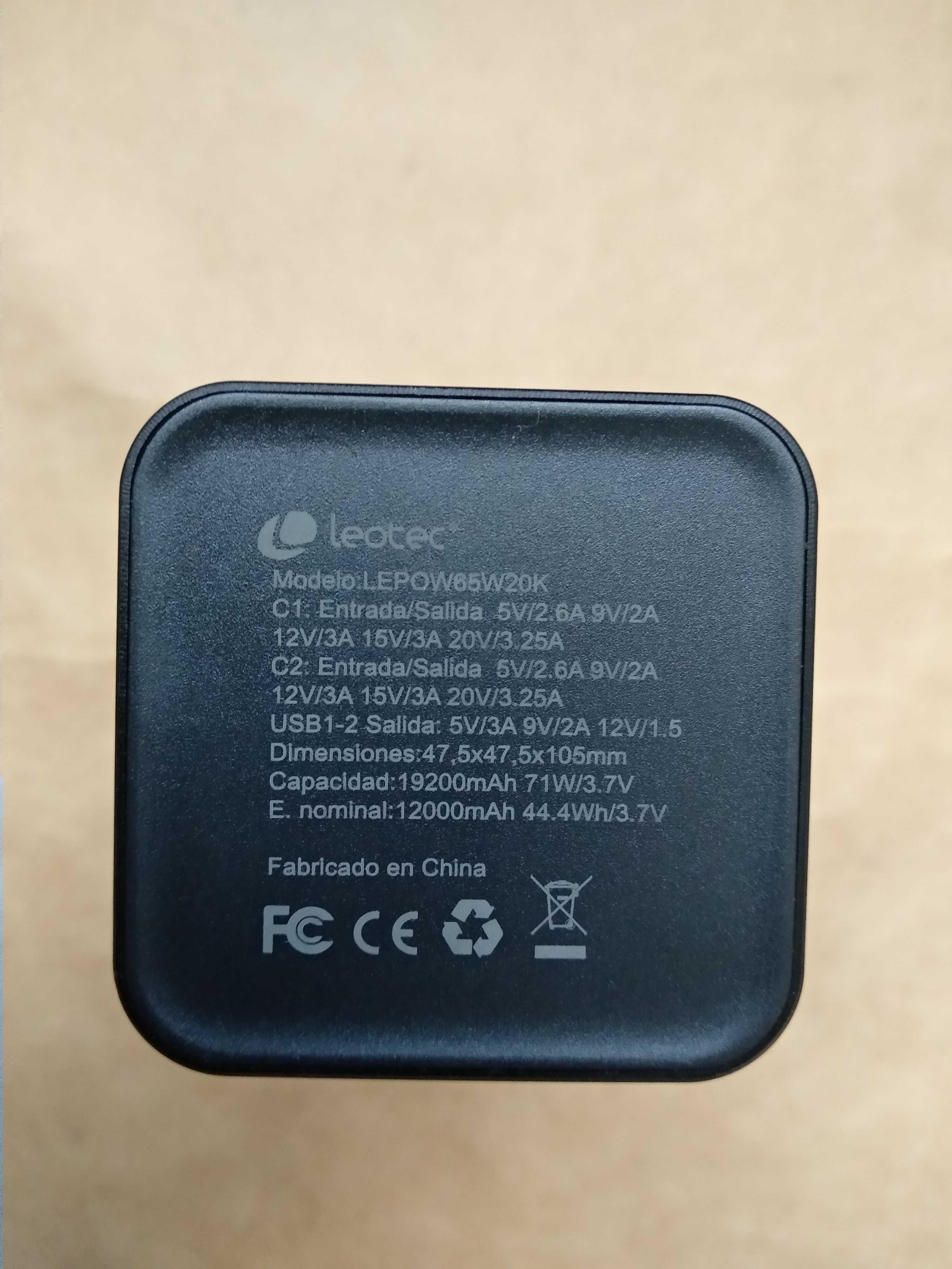 PowerBank 20000mAh USB-C PD 65W для ноутбуків, планшетів, телефонів.