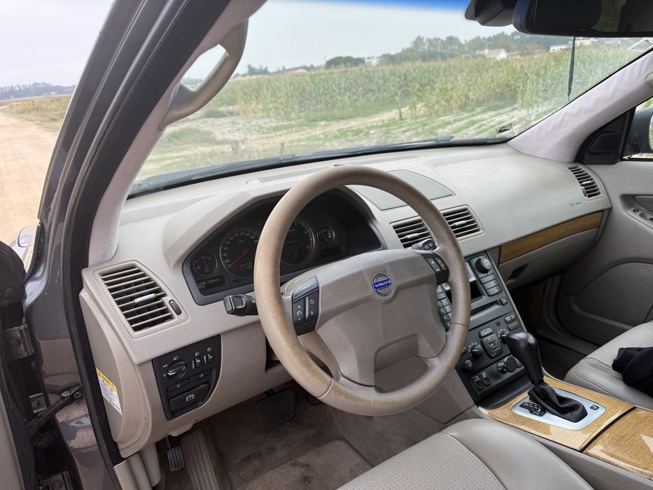 Volvo XC90 Core - 05