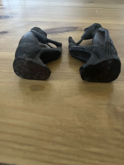 Figurki z hebanu z Afryki