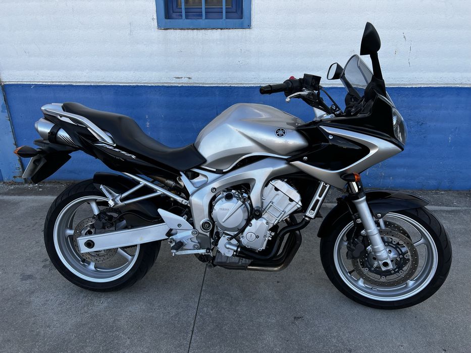 Yamaha Fazer 600 - 29.000 kms