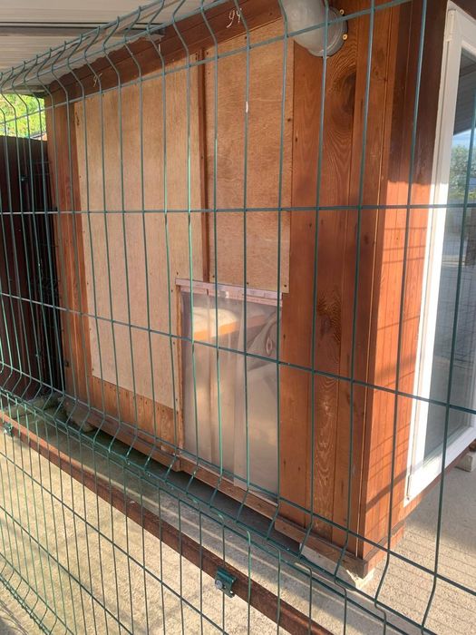 Волєр для собаки