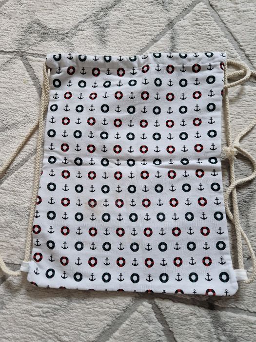 Dziecięcy , młodzieżowy Worek/plecak idealny na wakacyjne wycieczki