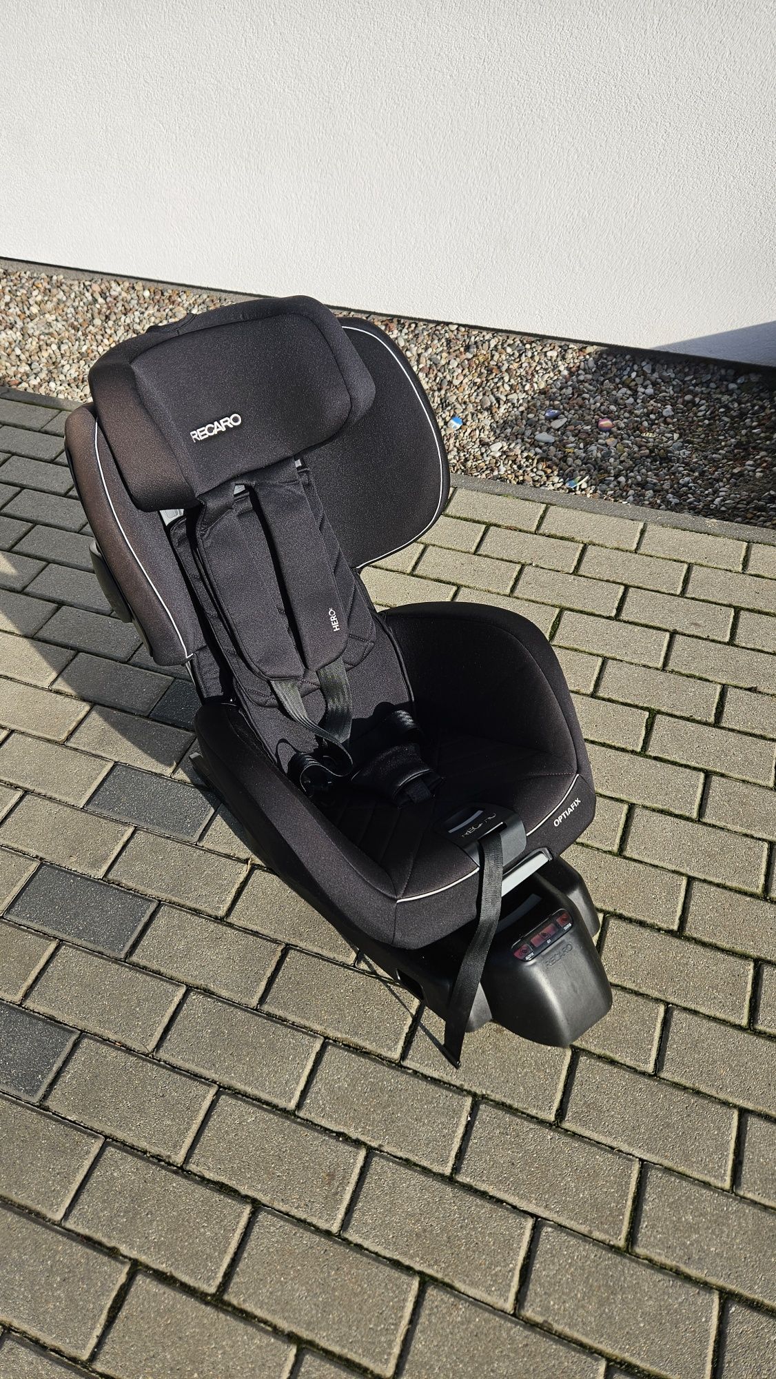 Fotelik Recaro Optiafix Hero