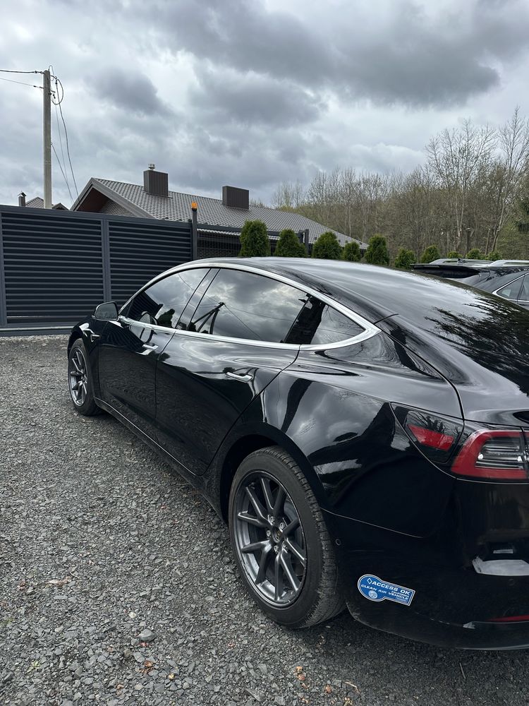 Tesla model 3 2018 dual motor