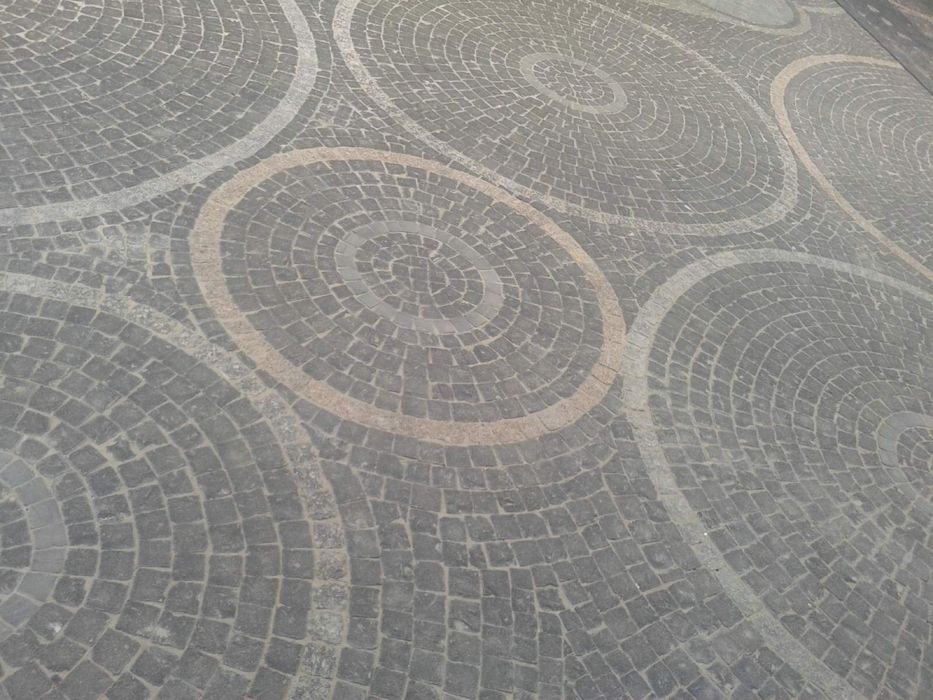 Базальтова бруківка.