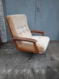 Fotel wypoczynkowy obrotowy Niemcy lata 70te retro vintage design