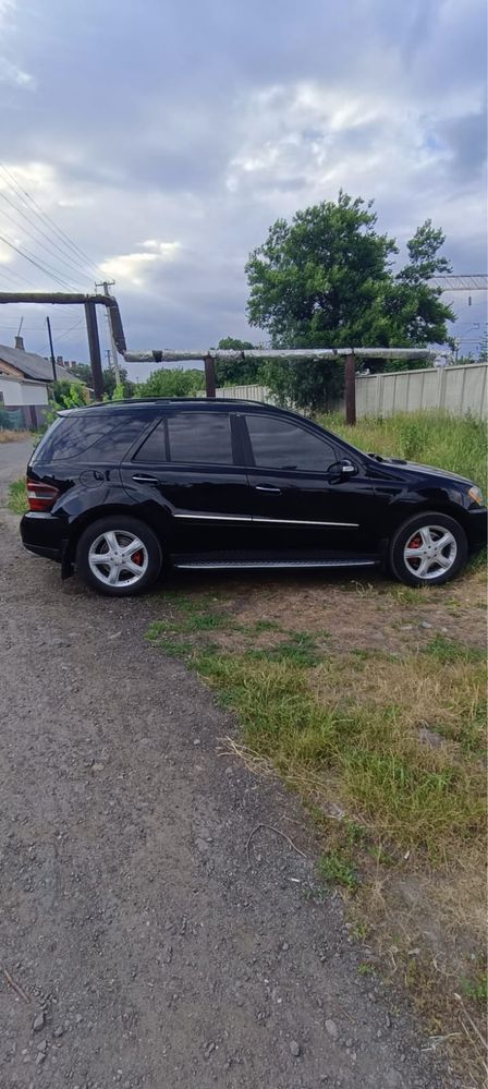 Продам Мерседес ML 320