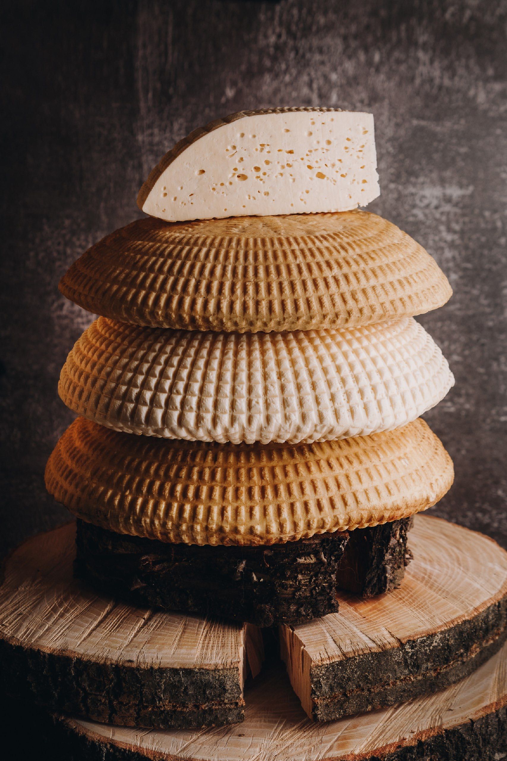 Будз-сир копчений на букових дровах домашній