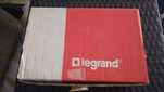 Tomadas novas LEGRAND