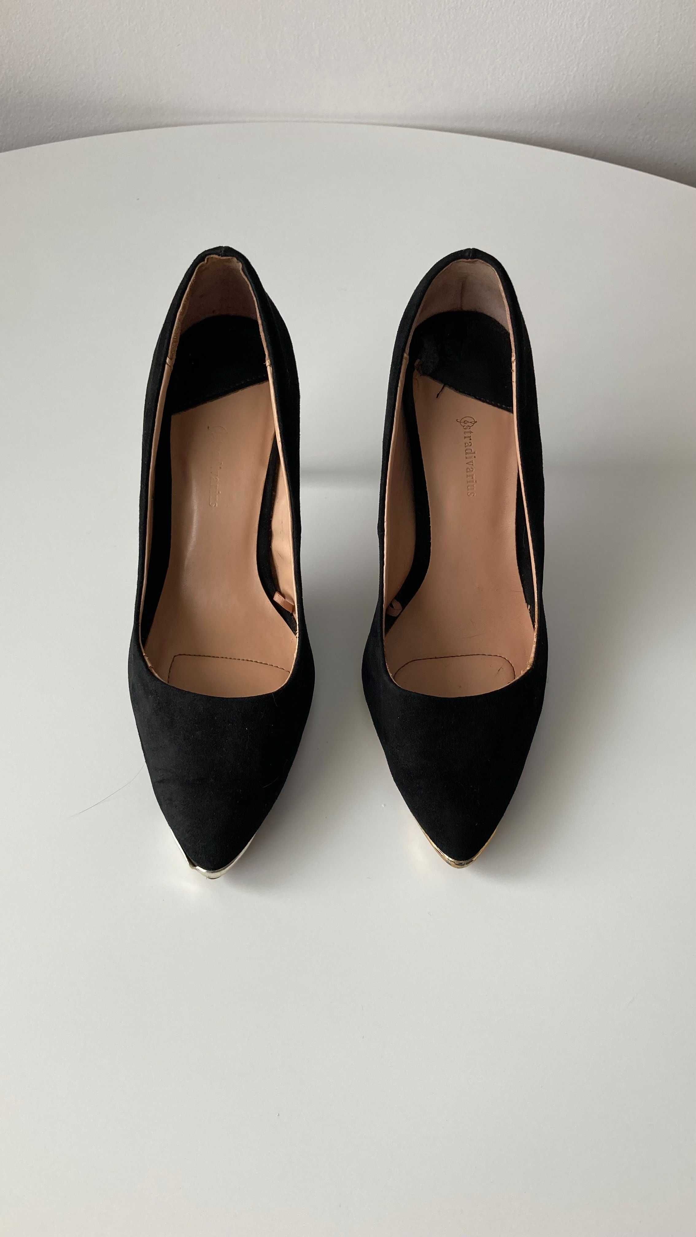 Buty damskie Stradivarius