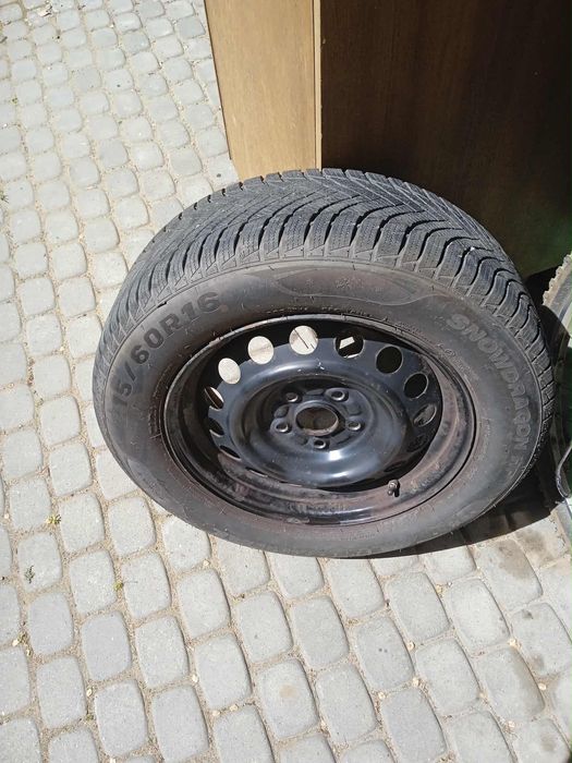 Opony zimowe z felgami. 15\60 R16