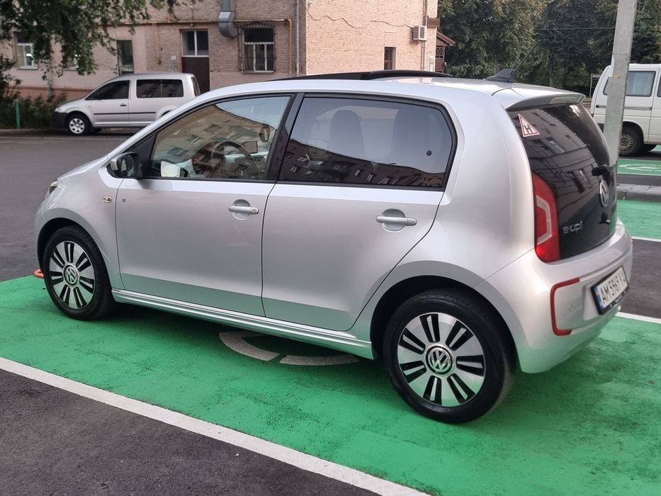 VW E-Up електричний