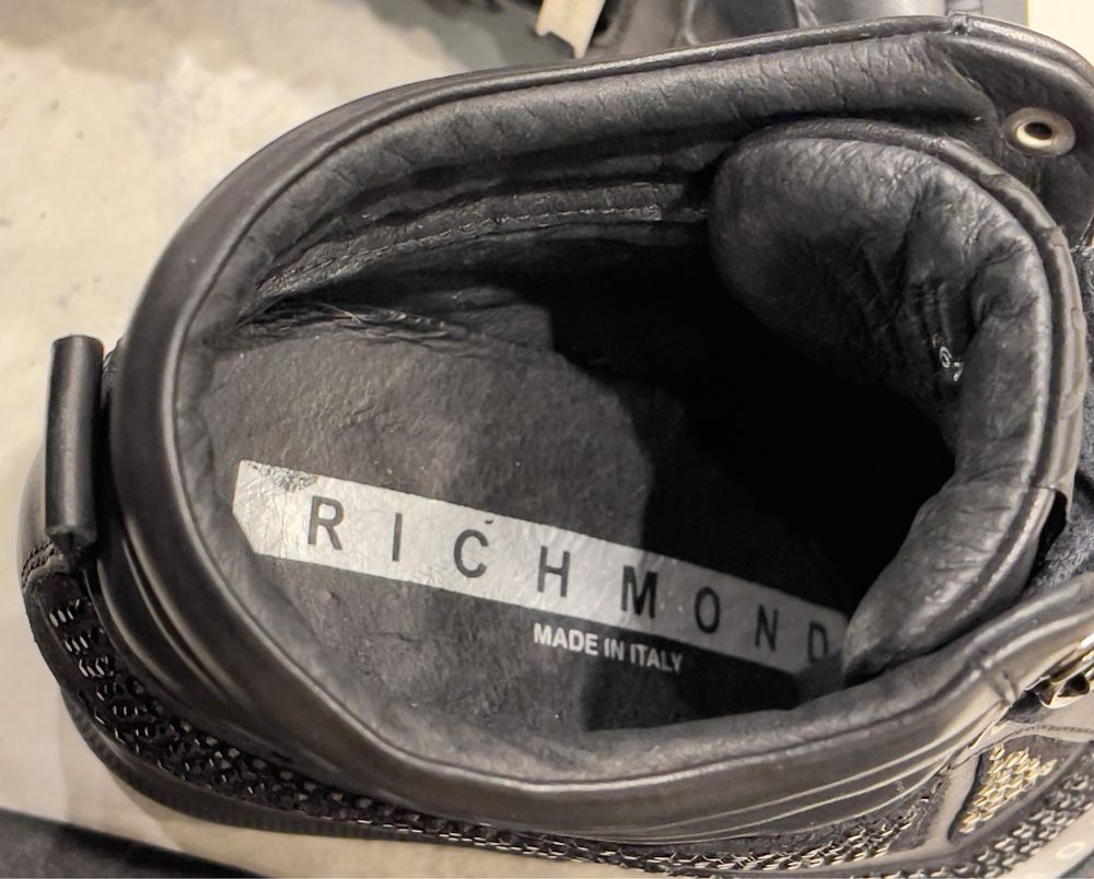 ботильоны сникерсы richmond
