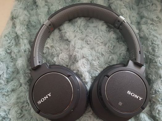 Sony MDR-ZX770BN Noise Cancelling Bluetooth