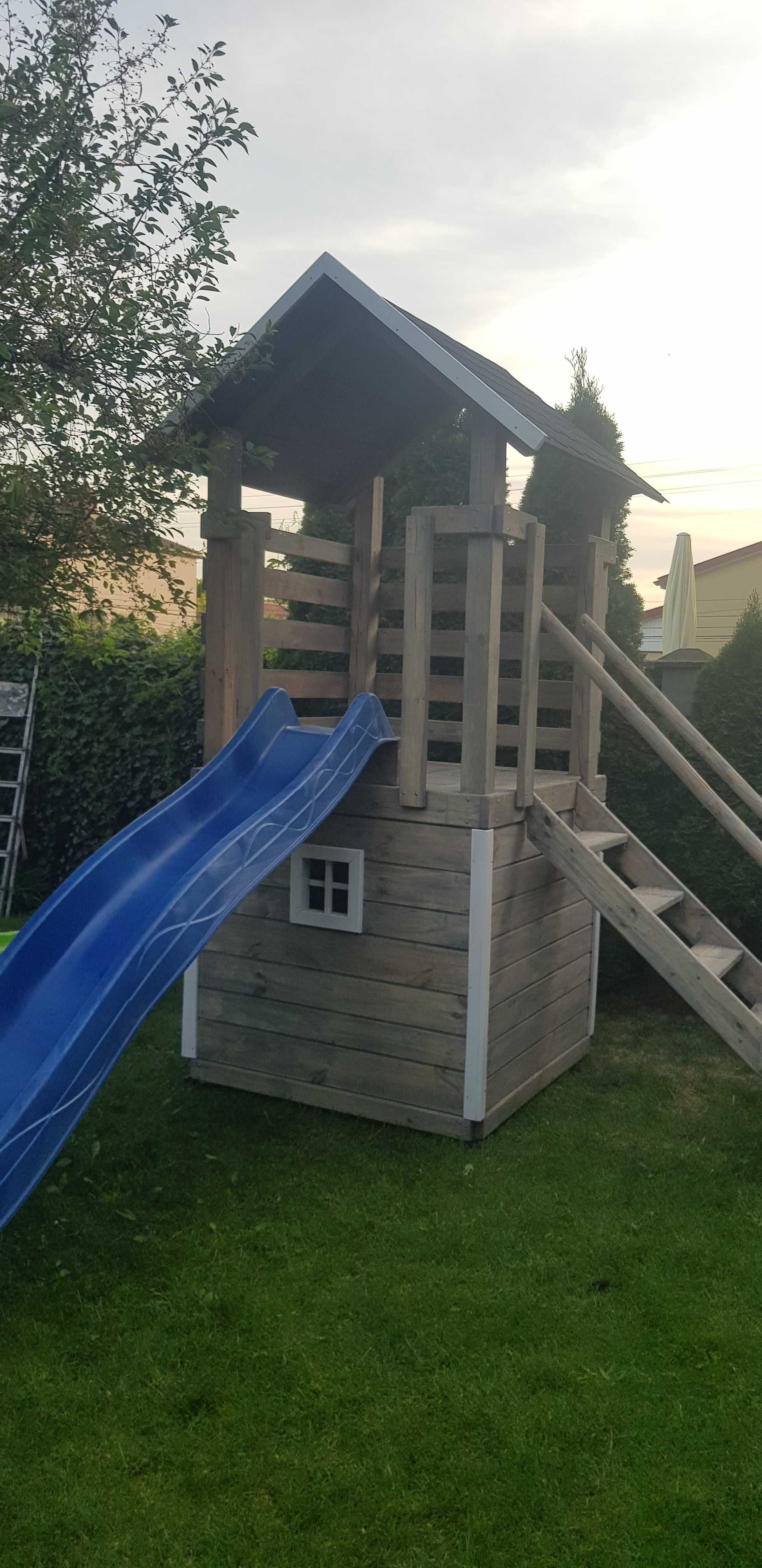 Domek dla dziecka plac zabaw huśtawka zjeżdżalnia ścianka piaskownica
