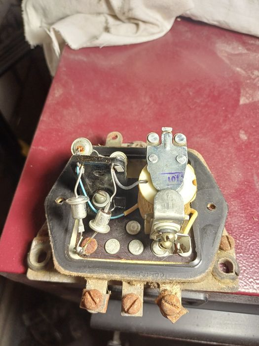 Реле регулятор РБ 1