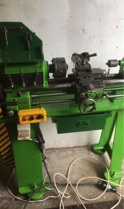 Інструмент по металу ТВ2 токарний