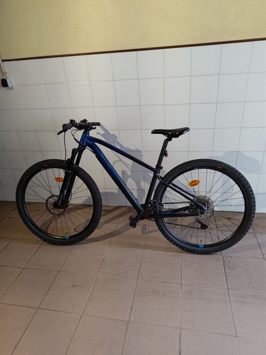 Venda de bicicleta nova pouco uso, +- 20 kmts, muito bom estado.