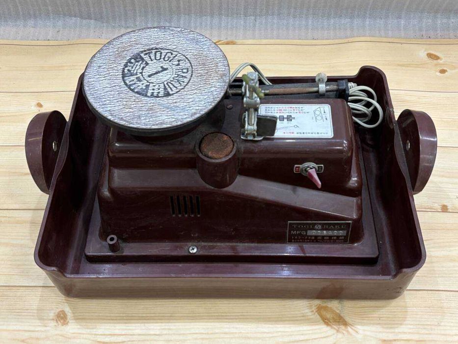 Японский электрический станок для заточки ножниц Togi Raku