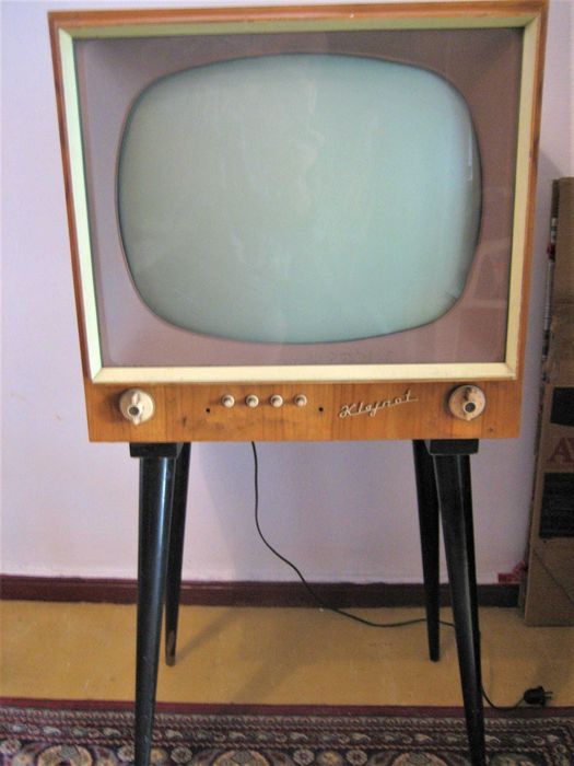 Czar PRL-u: Telewizor Klejnot z 1964 roku