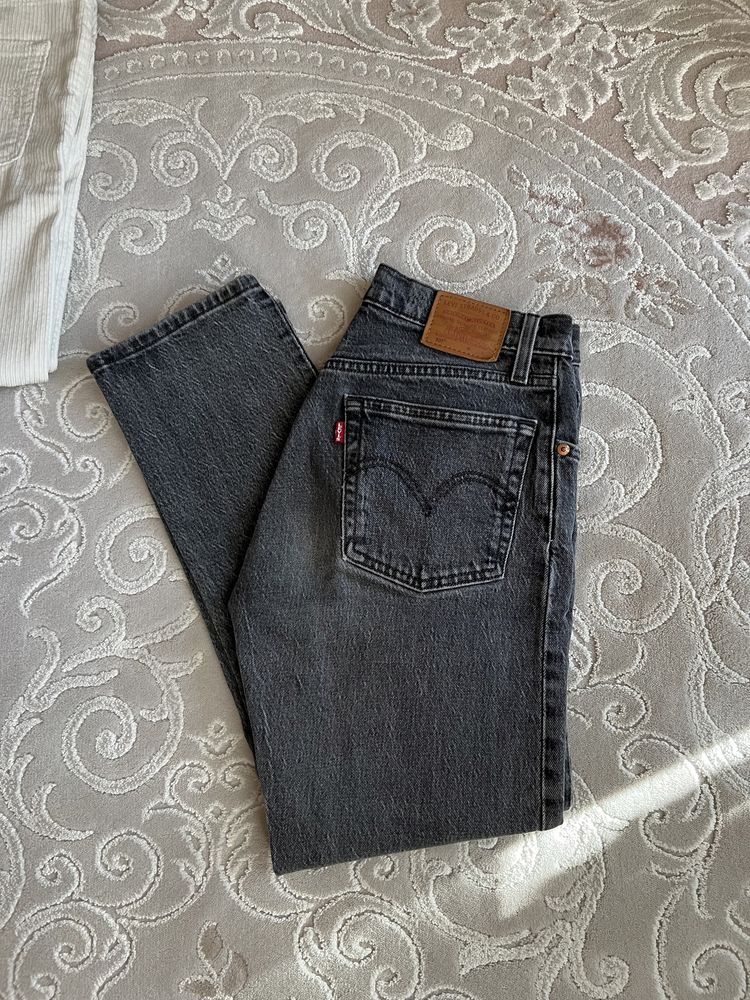 Джинсы Levi’s 501