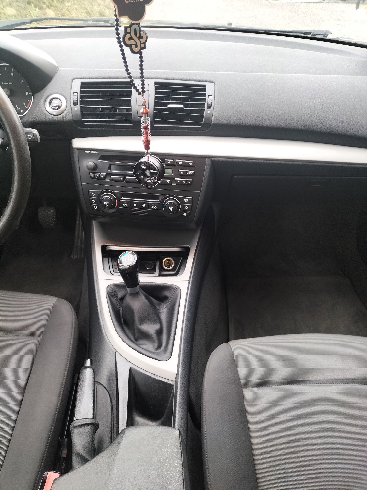 Samochód BMW e87 seria 1