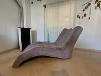 Chaise long cinzenta