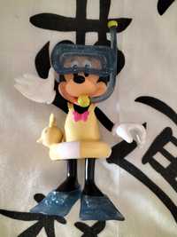 Boneca Minnie com várias roupas