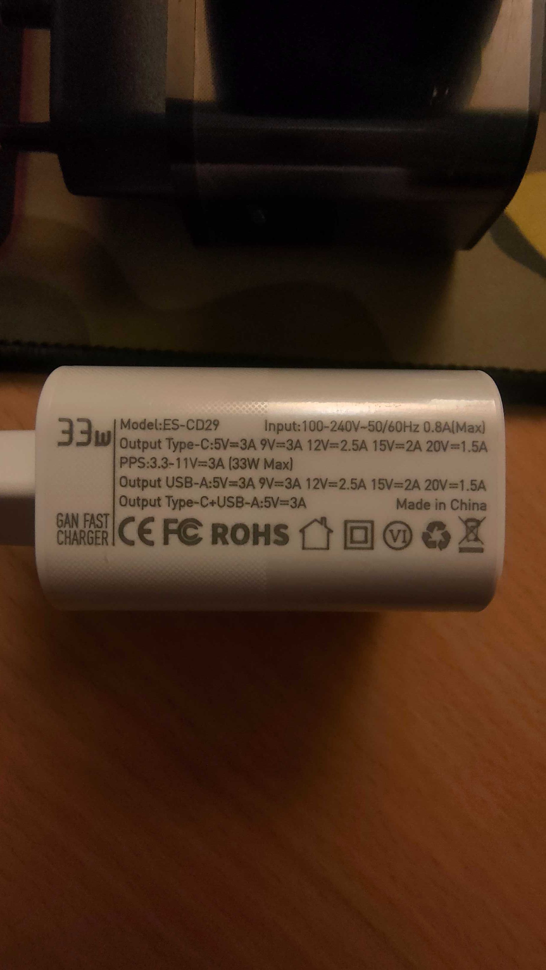 Зарядний пристрій Essager 33W GaN. Швидка зарядка USB Type-C