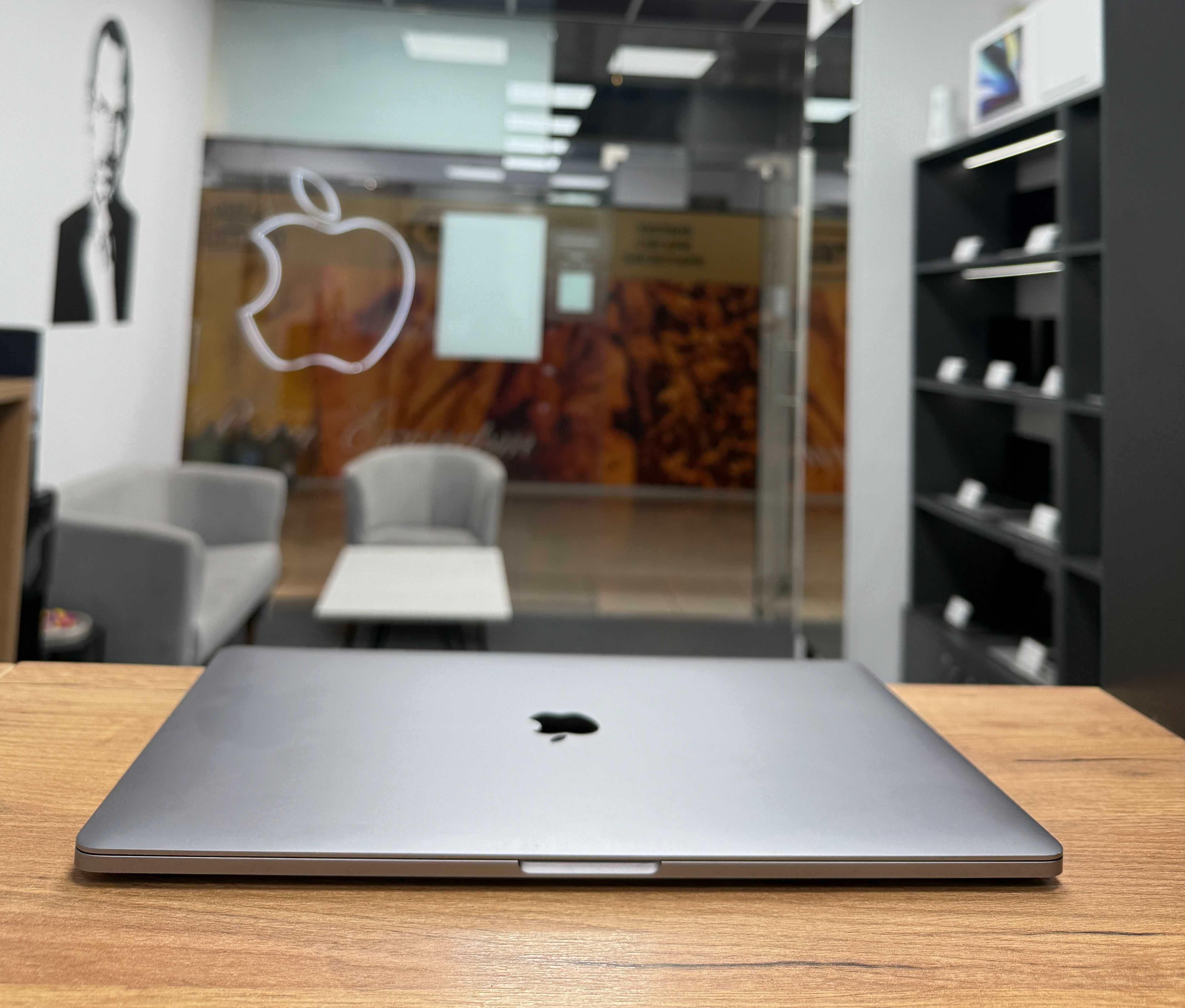 Макбук про 1 цикл i7 • 16Gb • 512Gb Macbook Pro 15 2018(2019) Гарантія