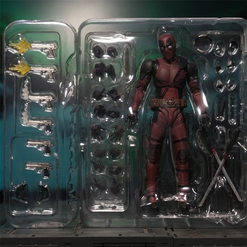 Фігурка головного персонажу фільму Дед Пул/dead pool